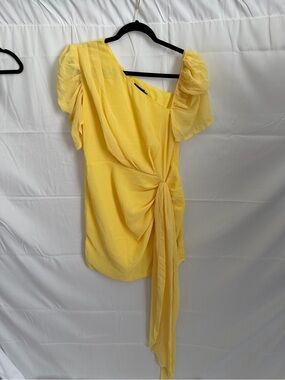 Yellow Puff-Sleeve Tie-Front Women's Top